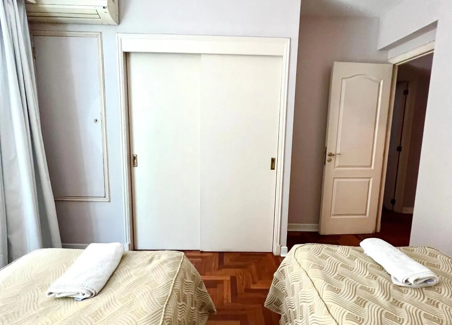 Apartament Amplio Y Luminoso Departamento En La Mejor Ubicacion De La Ciudad De Mendoza, Con Piscina